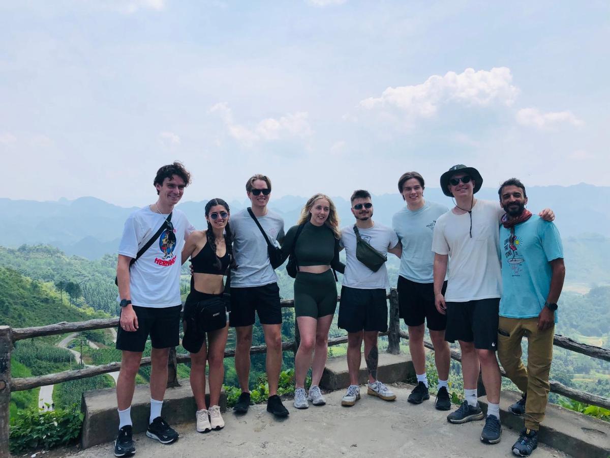 Ha Giang Yolo House And Loop Tours Hotel Kültér fotó