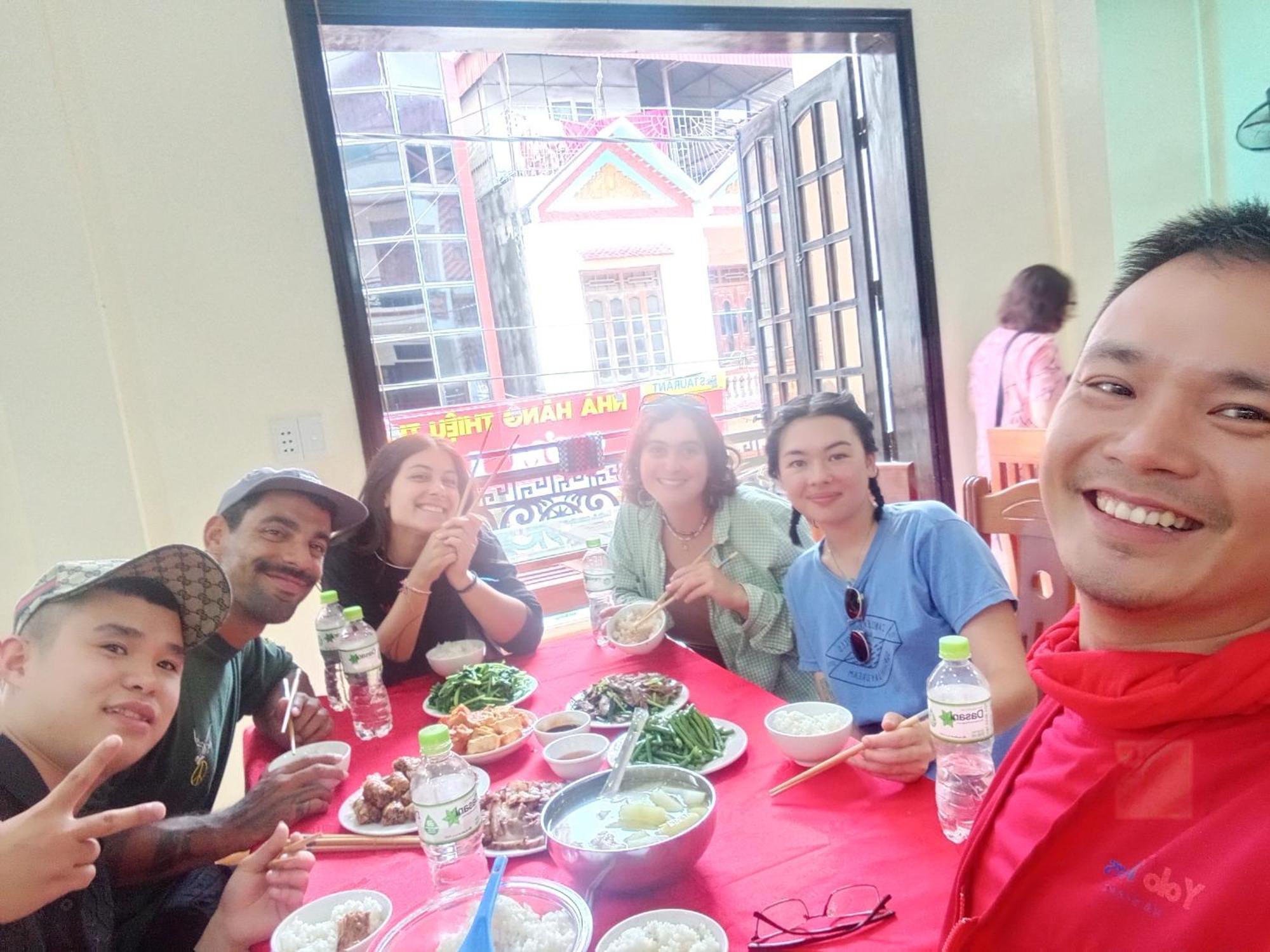 Ha Giang Yolo House And Loop Tours Hotel Kültér fotó